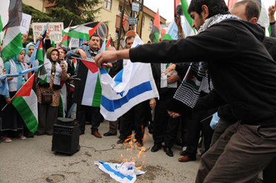 İsrail Elçiliği Önünde Protesto