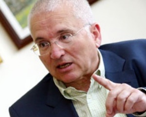 Başbuğ işi sulandırıyor