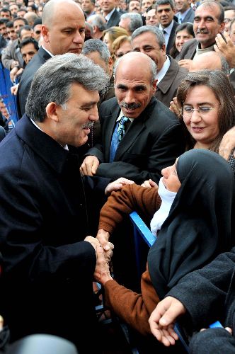 Güler Zere'nin umudu Gül Konuştu