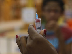 Aşı yaptıran öğrenci, 2 gün izinli sayılacak