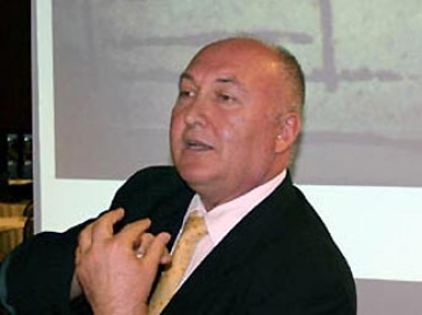 İstanbul depremi için yer ve büyüklük verdi