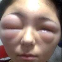 Sadece saçını boyamak istemişti