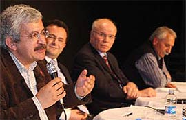 'Bu dehşeti görmeyen haindir'