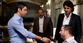 Filmle gerçeği karıştırdı, Cevat'a özendi !