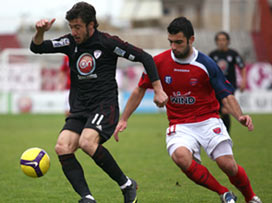 Tümer Metin Yunanistan'da Gürledi
