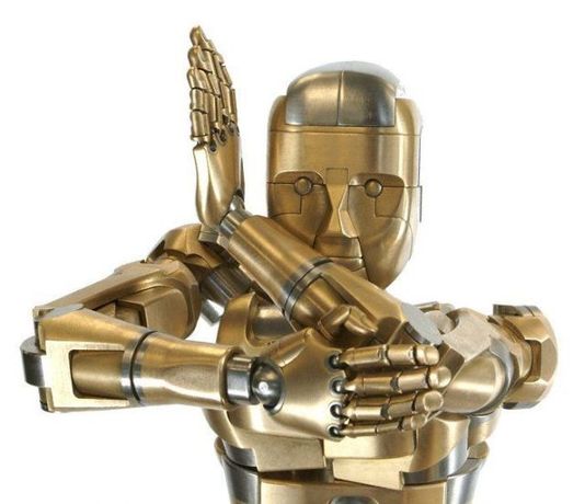 6 Yılda 500 Parçalık Demir Adam