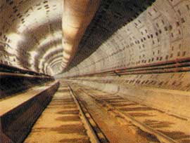 Manş Tüneli'nde Korkulu Saatler