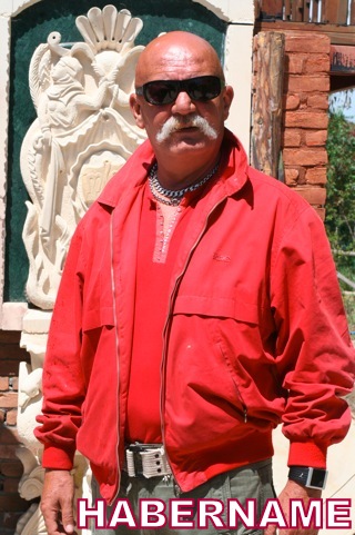 Ünlü Oyuncu Bıçaklandı