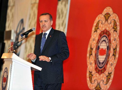 Erdoğan'dan Sert Mesajlar