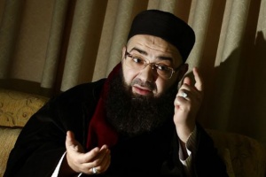 Cübbeli yine verdi veriştirdi