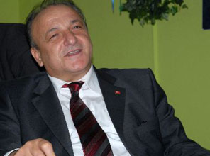 Vural, AK Parti'yi bitirdi