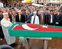 İşçiler gözyaşlarıyla toprağa verildi