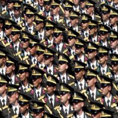 Askeri okulda skandal olaylar