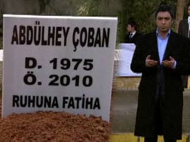 Polat mezarlıkta, Memati azapta