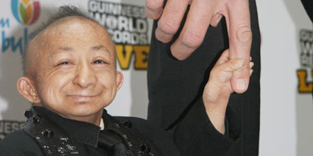 Dünyanın en kısa adamı öldü