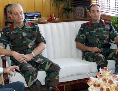 Başbuğ hakkında suç duyurusu