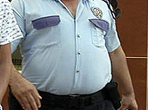 Şişko Polislere Sokak Cezası