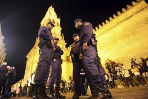 Müslümanlara Namaz Dayağı