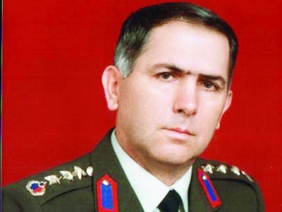 Sırrı Bilenler Fazla Yaşamadı