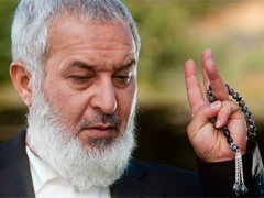 Zaza Dayı, Ertuğrul Özkök'e fena çaktı!