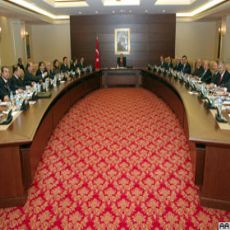 Hükümet PTT'yi kökten değiştiriyor