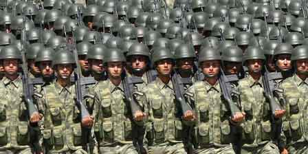 Hangi ülkenin kaç askeri var?