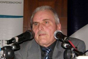 Helal kazanç için çalışmak ibadet gibidir