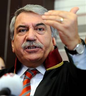 Özdemir Özok vefat etti