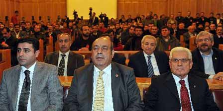 BDP ve PKK ateşle oynuyor