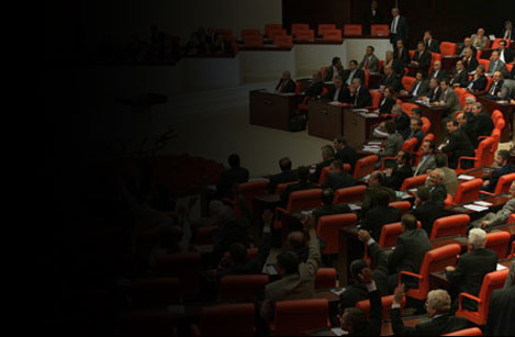 Halkı Mahkemeye Götürenler