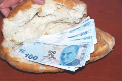 Ekmek arası sahte para