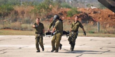 Gazetecilerin Malzemeleri Alındı