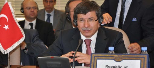 Davutoğlu İslam Konferansı'nda konuştu