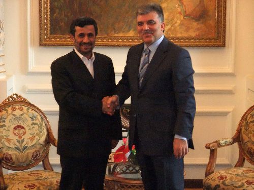 Ahmedinejad'dan A. Gül'e ziyaret