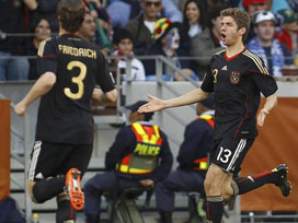 Almanya dörtledi ve...