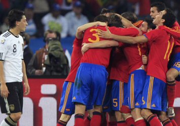 Hollanda'nın rakibi İspanya 1-0