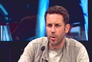 Bileydim, elini öpmeden bırakır mıydım?..