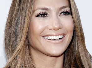 Jennifer Lopez özür diledi