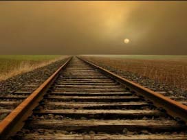 Kahramanmaraş'ta raylar bile eridi