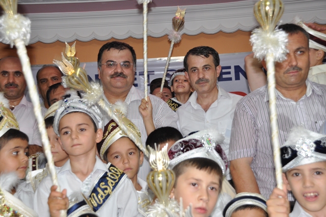 Saadet’ten sünnet şöleni