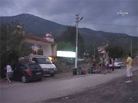 Otele haciz geldi ve... - video