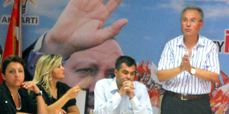 TDH'den AK Parti'ye geçti