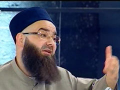 Cübelli Cem Yılmaz'a fark attı