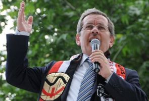 Abdullatif Şener Erdoğan'ı topa tuttu