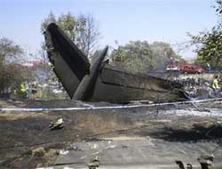 Kongo'da yolcu uçağı düştü