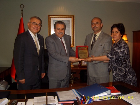 İşte yılın valisi ve bürokratı