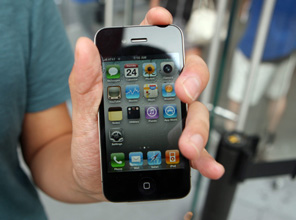 iPhone 4 Türkiye'de de satışa çıkıyor