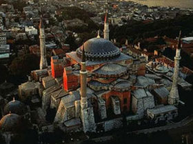 Ayasofya'da ayin yapmak istiyorlar