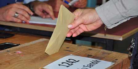 Öcalan'ın köyü boykotu deldi