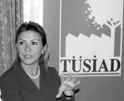 Ümit Boyner'i kim yönetiyor?